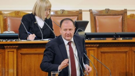 Миков недоволен: Дянков го няма, пък бюджетът - Дянковски