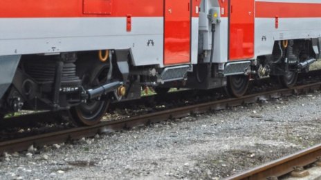 Дерайлирала цистерна спря влаковете между Бойчиновци и Ракево