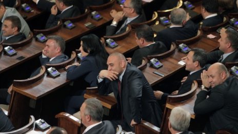 Депутати и министри да казват с кого се срещат по работа!