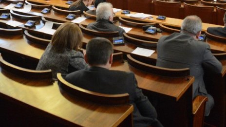 Призив в НС: Да проверим с комисия насилието над деца