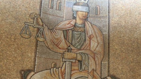 Арестуваният шеф на ДАИ-Плевен е под "домашен арест"