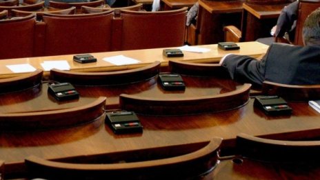 Депутатите в коледна ваканция след 17-часов маратон за бюджета