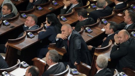 Вижда се, че в коалицията има сериозно напрежение
