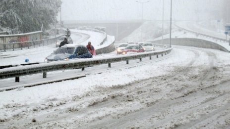 Тръгвайте на път с автомобили, подготвени за зимни условия