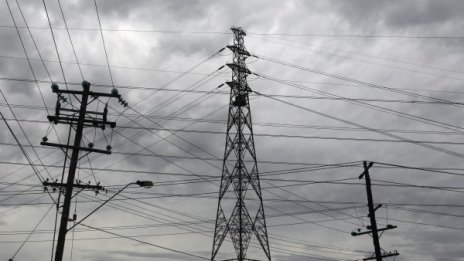 Украйна започна да внася електроенергия от Русия