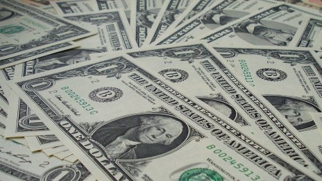 Американска професорка завеща 2,8 милиона на бившите си студенти
