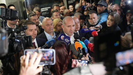 1,1 млн. евро е получил Радев от поддръжници на "Прогресивна България" 