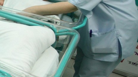 Майки изоставиха бебетата си и в Пазарджик 