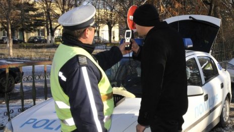 Хванат ли пиян шофьор – право в болницата с полицай