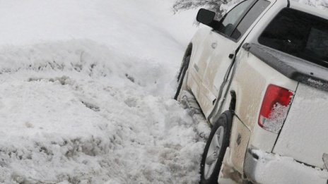 Двама души са загинали при катастрофите през денонощието