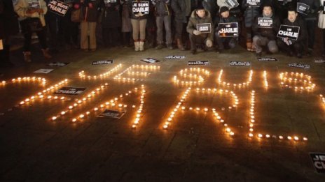Би Би Си: Пет въпроса, които поставя трагедията с "Шарли ебдо"