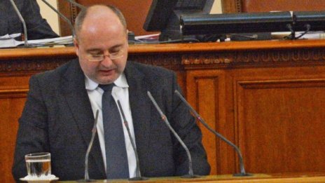 ДПС се вдига в защита на новините на турски по БНР