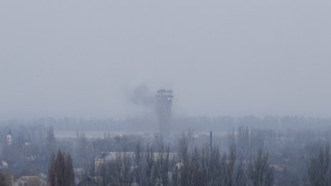 Сепаратистите поели контрола върху международното летище в Донецк
