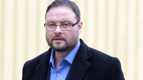 "Атака": Защо не питахме Кери за Мариците и базите?