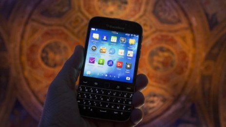 BlackBerry настоява за закон за защита на приложенията