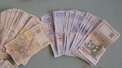 Врачанка даде 3 бона на ало измамник