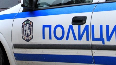 Полицаи иззеха ценности от частен дом във Великотърновско