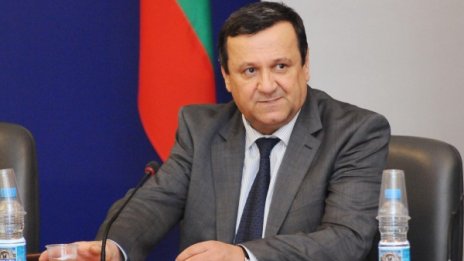 Без детски за родителите на малолетни майки? Дискриминация!