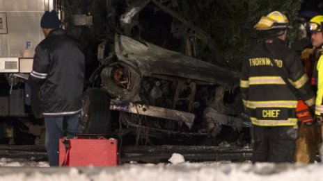 Влак и автомобил се сблъскаха в САЩ, поне 8 души загинаха