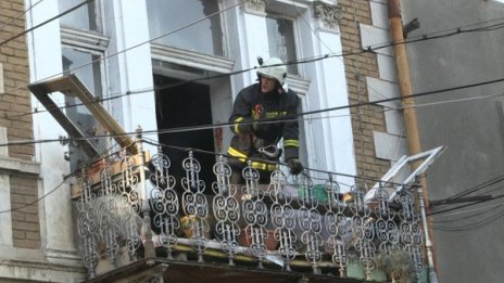 Възрастна жена загина при пожар в дома си в Русе