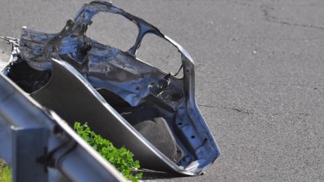 Един човек загина, а 11 са ранени в катастрофи през денонощието