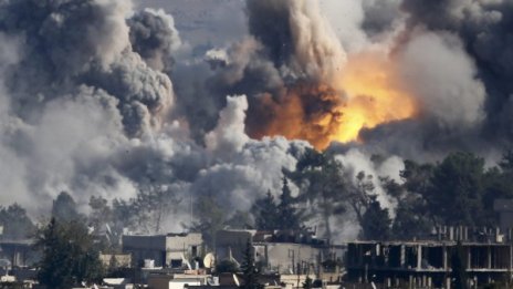 Обама е виновен за възхода на ИД, заяви бивш US губернатор