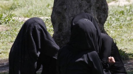 Ислямско було и Калашников - образът на жената джихадистка