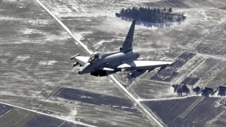 НАТО вдигна изтребители заради руски Ил-78 над Балтийско море