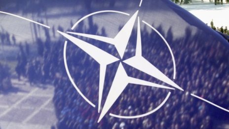 НС пусна наши военни в центъра на НАТО тук
