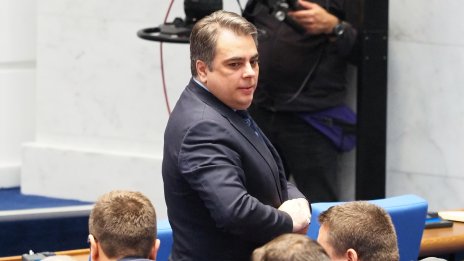 Асен Василев заради изборите в Пазарджик: Искаме главата на Даниел Митов