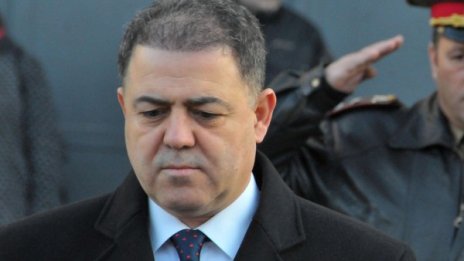 Бакалов не e единствен вариант за военното разузнаване
