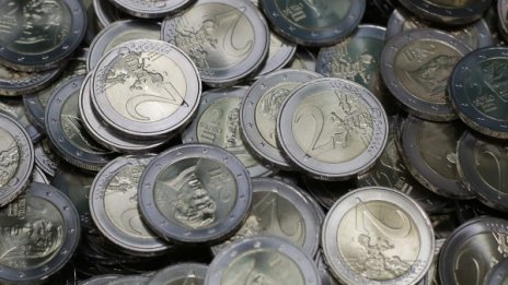 Нито евро за Гърция без реформи, закани се Испания