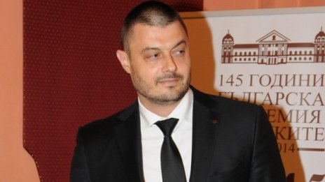 Депутатите на Бареков му се клели както и жена му не била