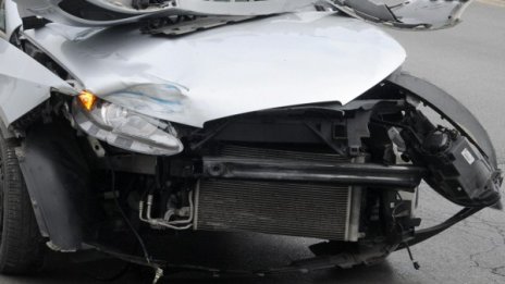 Един човек загина, а 10 са ранени в катастрофи през денонощието