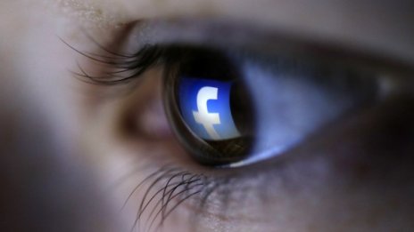Facebook "поумнява". Изкуственият интелект – в мрежата