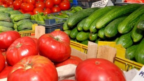 Цените на храните на едро са по-високи отпреди година