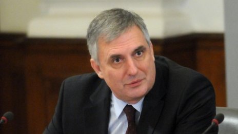 Мечтата на Калфин: Пенсиите 70% от заплатите