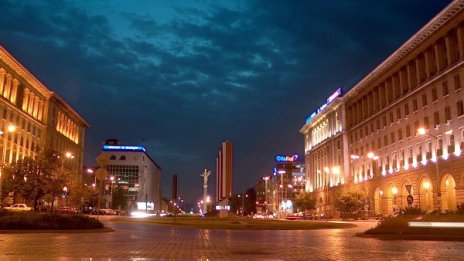 Блокаж: Властта се срина в нета, сайтовете й спряха!