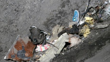 Откриха втората черна кутия на самолета, разбил се във Френските Алпи