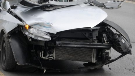 Двама души загинаха в катастрофи за денонощие