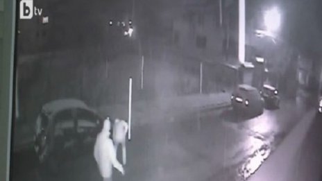 70 автомобила с нарязани гуми в Банско