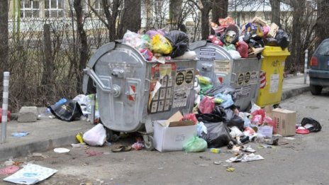 Глад: Бой до кръв за парче салам!