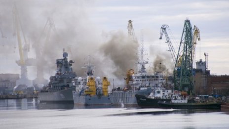 Пожар на руска подводница, няма съществени повреди след потушаването