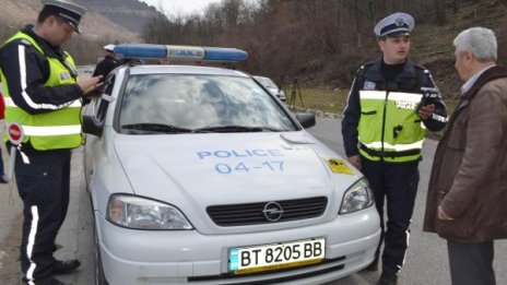 Засилен контрол, акции и повече патрули по Великден