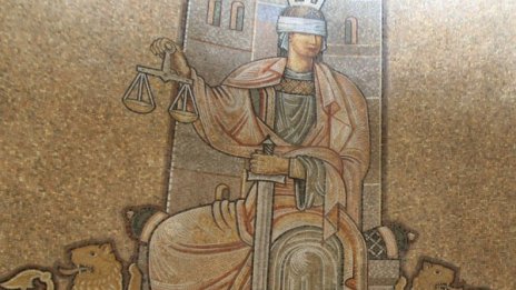 Шестимата задържани за радикален ислям остават в ареста 