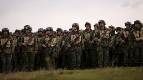 Демонстрират действия срещу бунтовници на "Ново село"