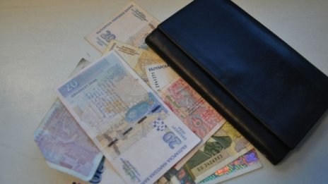 171 партии! На държавна хранилка са цели 63