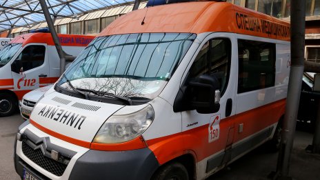 16 души са откарани в болница след тежката катастрофа на АМ "Хемус"