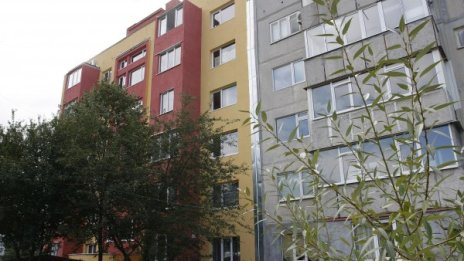 Саниране: Митове и легенди из градските панелки