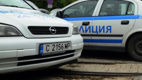 Откриха труп на малко дете край жп линия в София